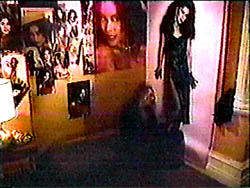 fri13_1.jpg (23354 bytes)